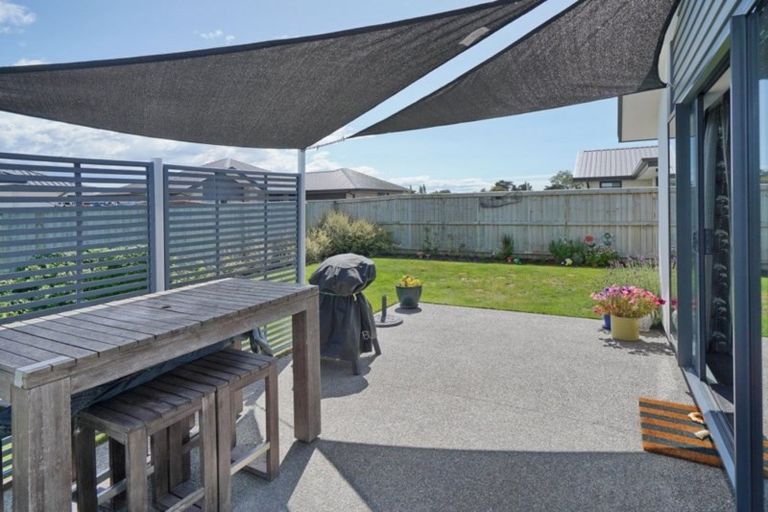 Photo of property in 64 Sutherland Drive, Kaiapoi, 7630