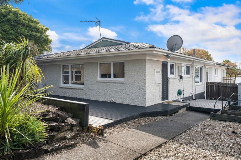 Photo of property in 1/1 Broadview Place, Howick, Auckland, 2014