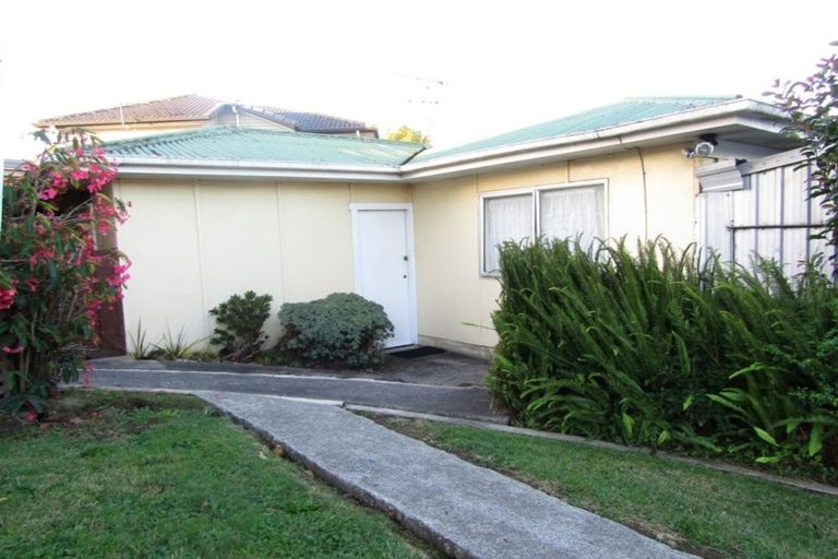 Photo of property in 53 Landon Avenue, Mangere East, Auckland, 2024