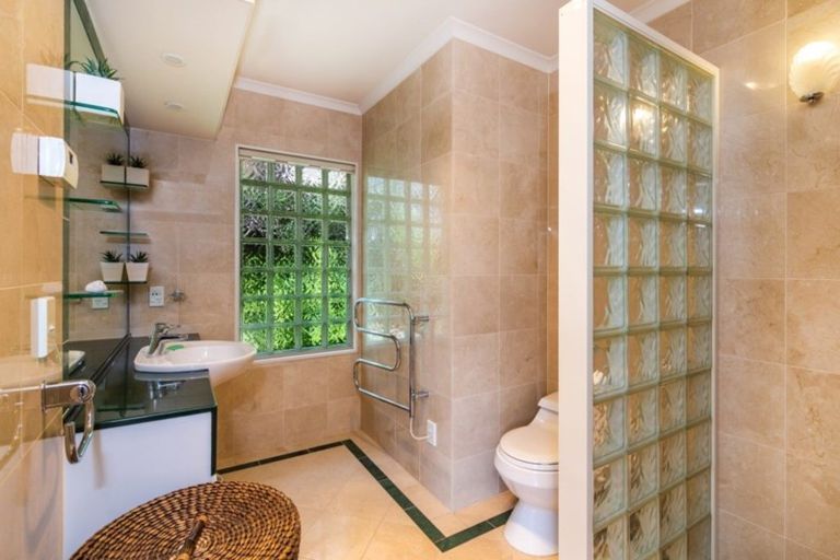 Photo of property in 2/36 Shepherd Road, Waipahihi, Taupo, 3330