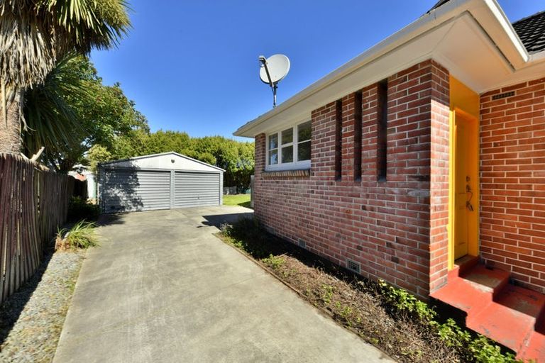 Photo of property in 16 Attlee Crescent, Bryndwr, Christchurch, 8053