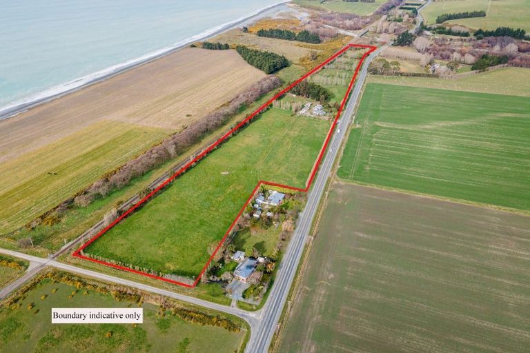 Photo of property in 561 Waimate Highway, Saint Andrews, Timaru, 7971