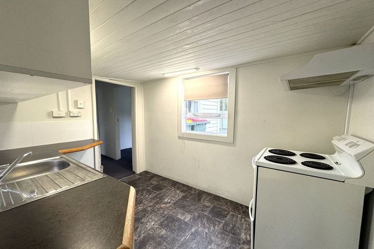 Photo of property in 11 Ossian Street, Milton, 9220