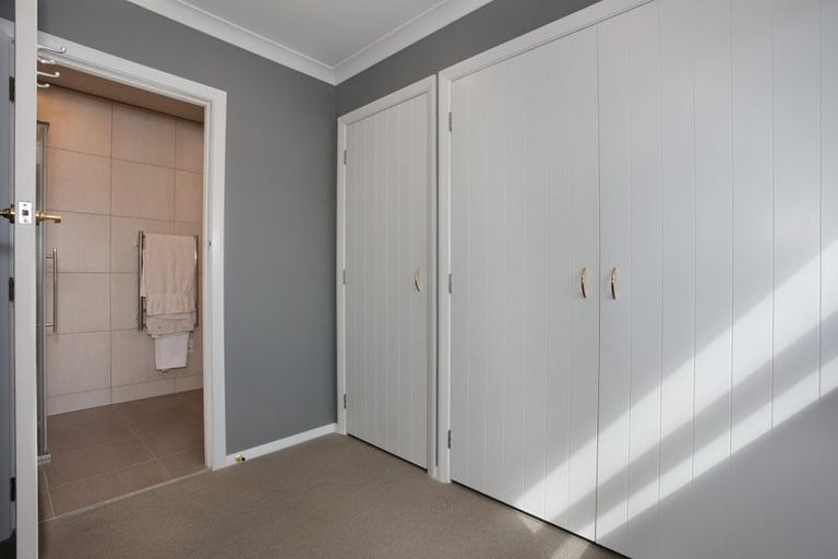 Photo of property in 2 Sandon Road, Feilding, 4702