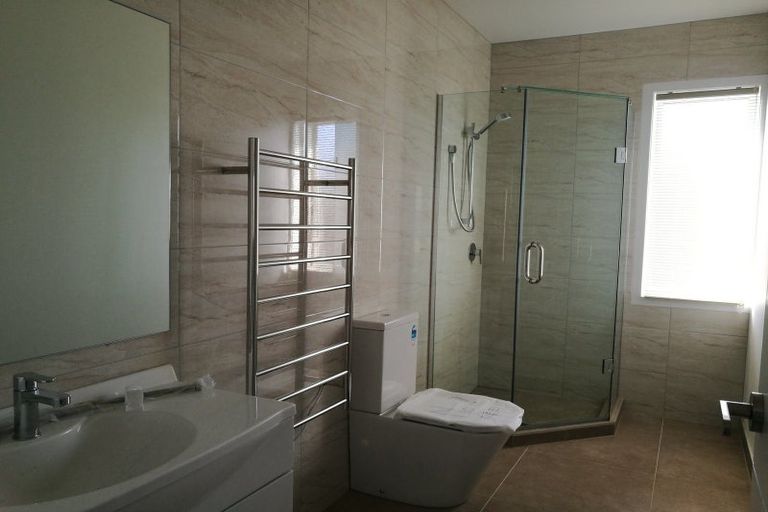 Photo of property in 111 Mountbatten Avenue, Hillcrest, Auckland, 0627