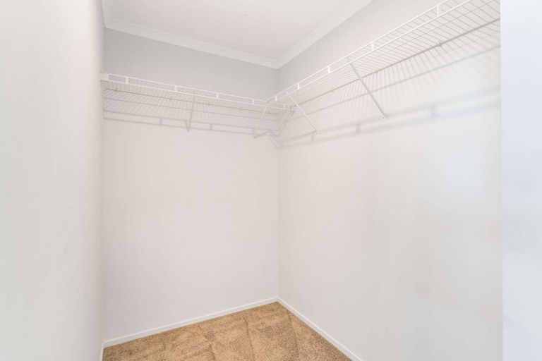 Photo of property in 100 Strauss Drive, Rolleston, 7614