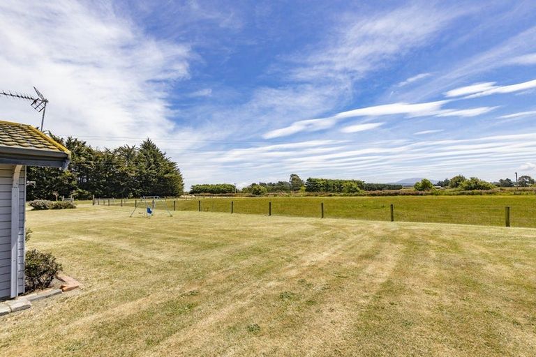 Photo of property in 20 Pears Road, Sefton, Rangiora, 7477