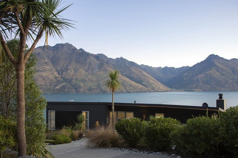 Photo of property in 36 Corsican Drive, Ben Lomond, Queenstown, 9371