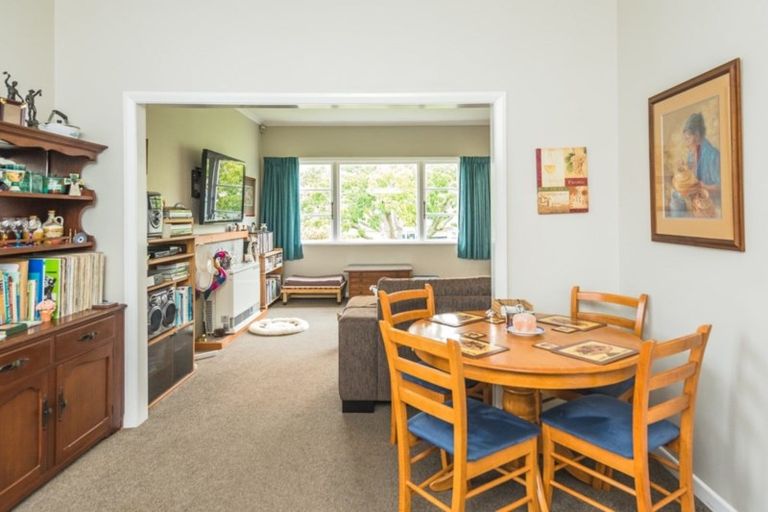 Photo of property in 6 Perham Place, Aramoho, Whanganui, 4500