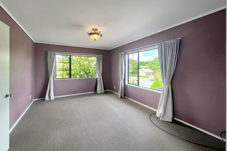 Photo of property in 91 Pacific Drive, Fitzherbert, Palmerston North, 4410