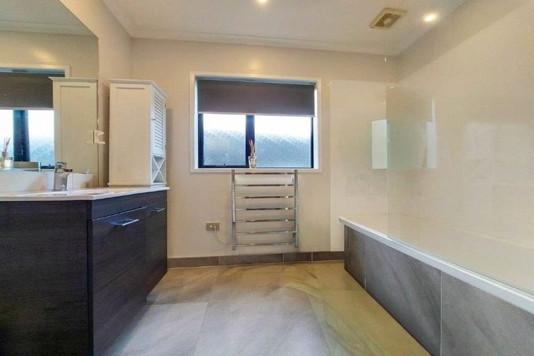 Photo of property in 69 Andrew Jack Road, Silverdale, 0932