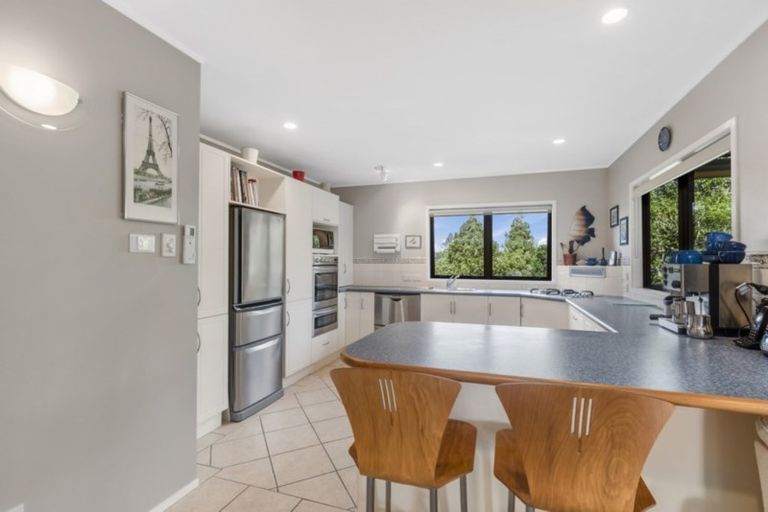 Photo of property in 22 Moorgreen Heights, Torbay, Auckland, 0630