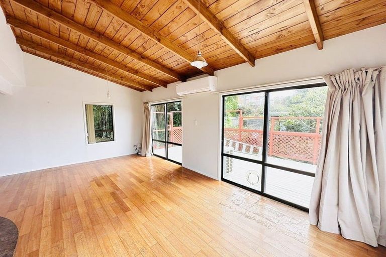 Photo of property in 2/191 Mokoia Road, Birkenhead, Auckland, 0626