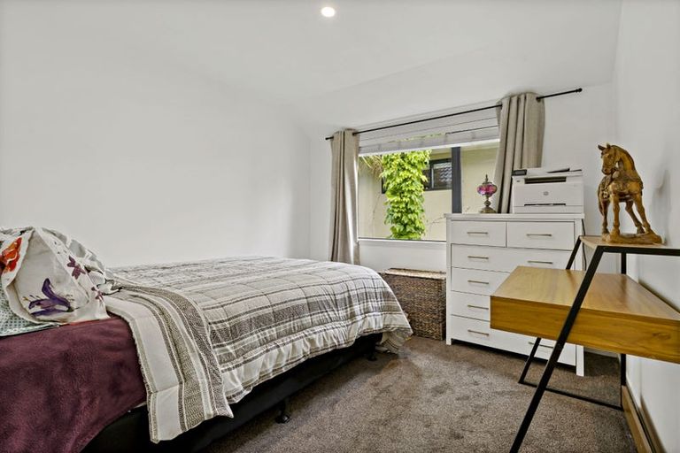 Photo of property in 11d Langana Avenue, Browns Bay, Auckland, 0630