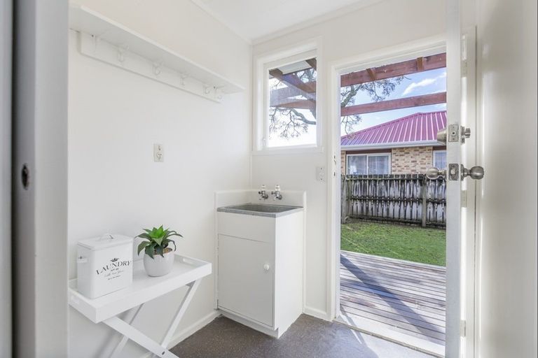 Photo of property in 29 Elizabeth Street, Orewa, 0931