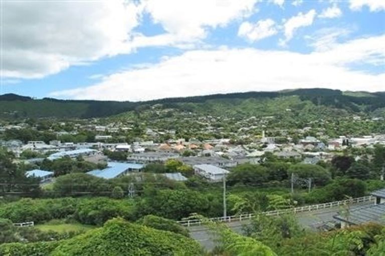 Photo of property in 19a Tawa Terrace, Tawa, Wellington, 5028