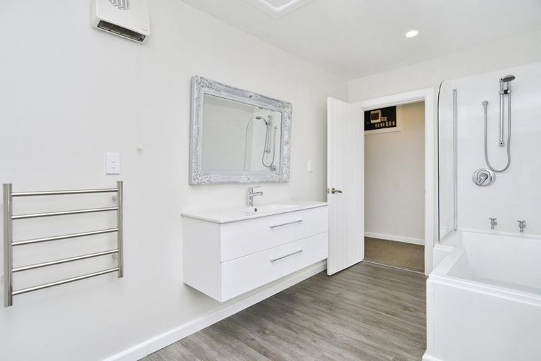 Photo of property in 10 Lyndon Street, Culverden, 7392