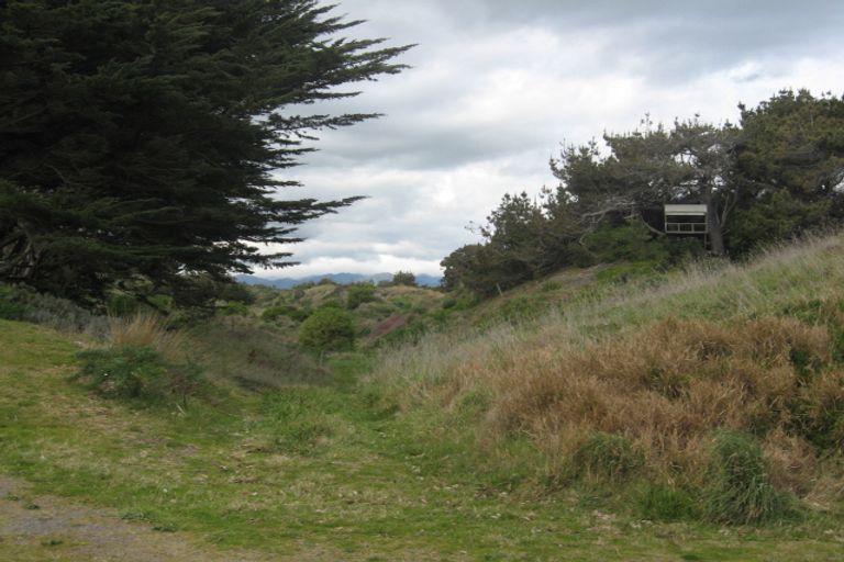 Photo of property in 126 Kahukura Avenue, Waitarere Beach, Levin, 5510