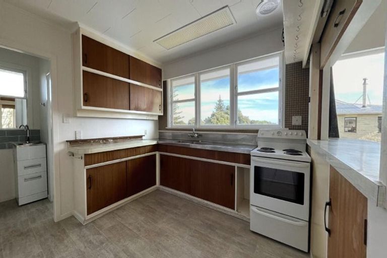 Photo of property in 235 Manly Street, Paraparaumu Beach, Paraparaumu, 5032