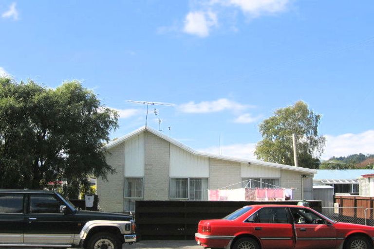 Photo of property in 69b Ward Street, Wallaceville, Upper Hutt, 5018