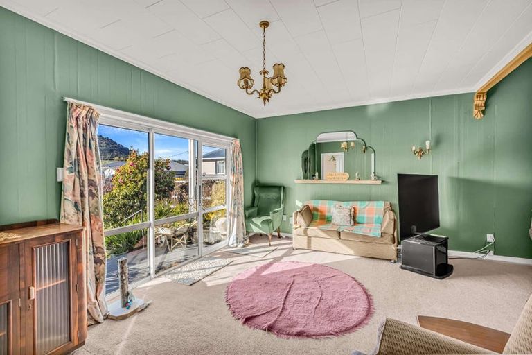 Photo of property in 17 Gorge Road, Clinton, 9534