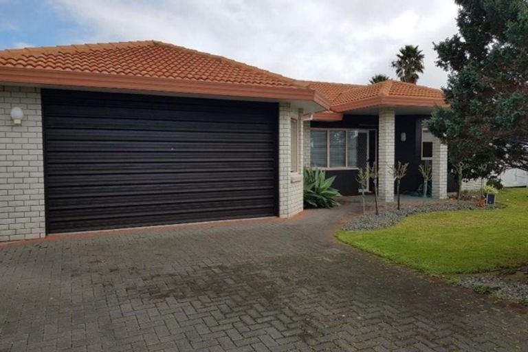 Photo of property in 6 Reef Avenue, Papamoa Beach, Papamoa, 3118