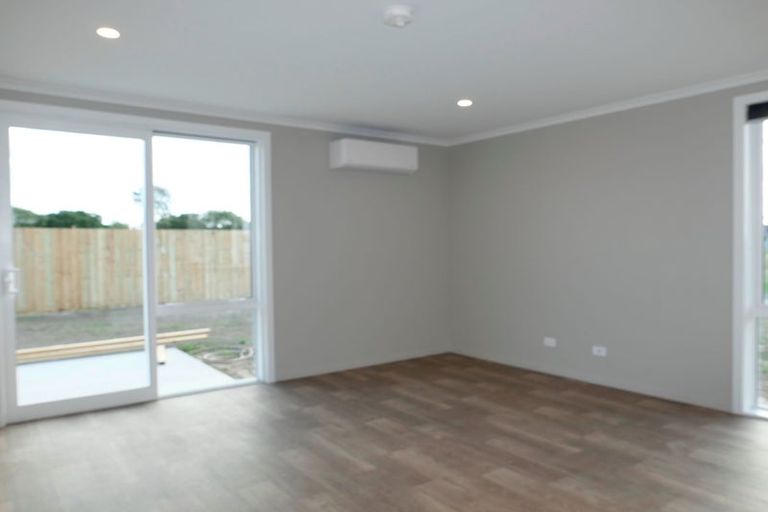 Photo of property in 10 Hapeta Street, Otaki, 5512