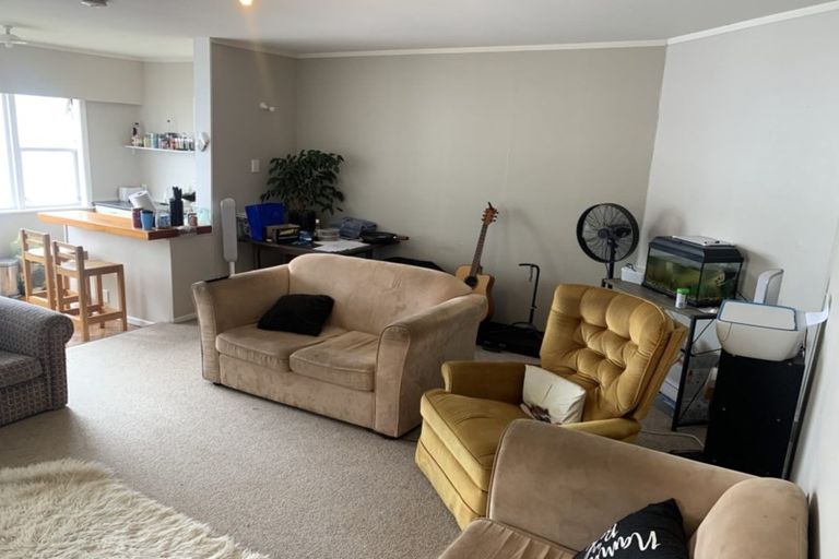 Photo of property in 19 Hania Street, Mount Victoria, Wellington, 6011