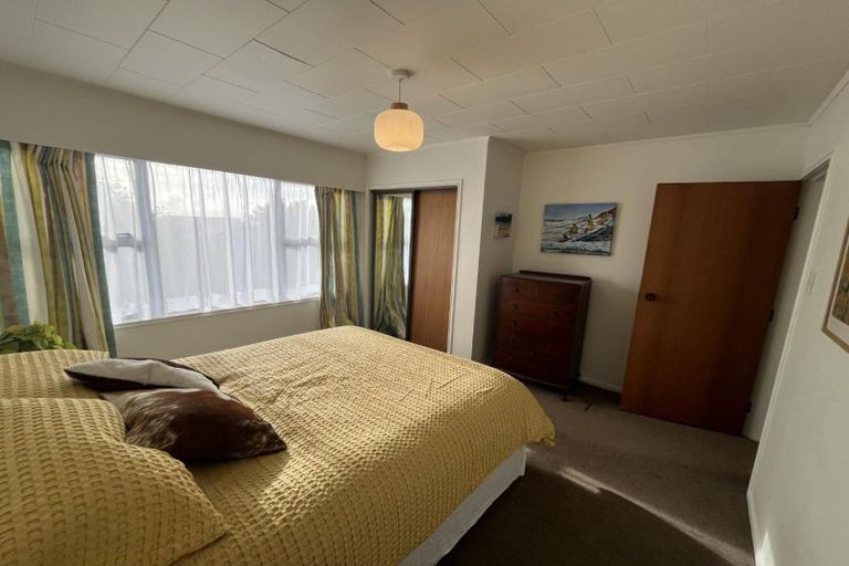 Photo of property in 5 Fairfax Terrace, Frankleigh Park, New Plymouth, 4310