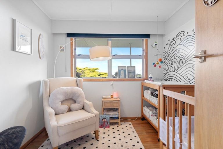 Photo of property in 9 Miriona Grove, Paekakariki, 5034