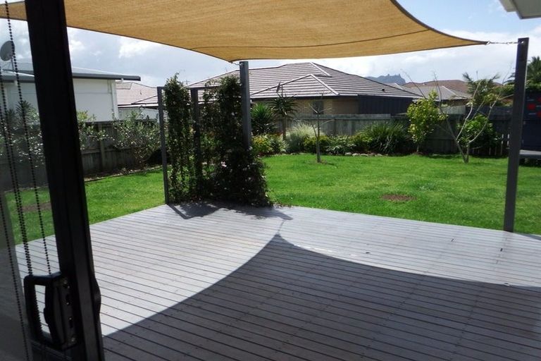 Photo of property in 379 One Tree Point Road, One Tree Point, 0118