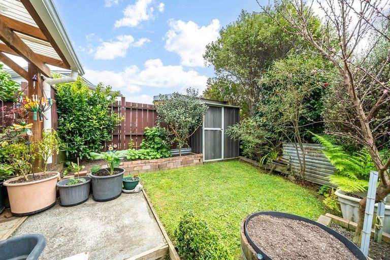 Photo of property in 4 Cabin Lane, Whitby, Porirua, 5024