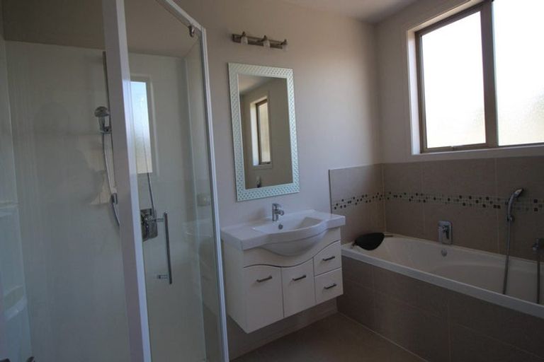 Photo of property in 16 Henderson Drive, Alexandra, 9320