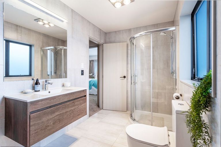 Photo of property in 29 Kopuru Road, Whenuapai, Auckland, 0618