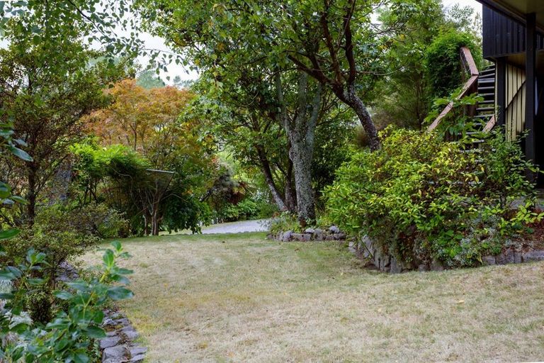 Photo of property in 16 Taringa Avenue, Kuratau, Turangi, 3381