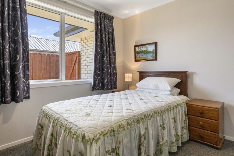 Photo of property in 15 Kamaka Street, Wharewaka, Taupo, 3330