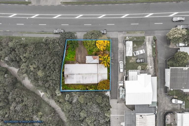 Photo of property in 340a West Coast Road, Glen Eden, Auckland, 0602