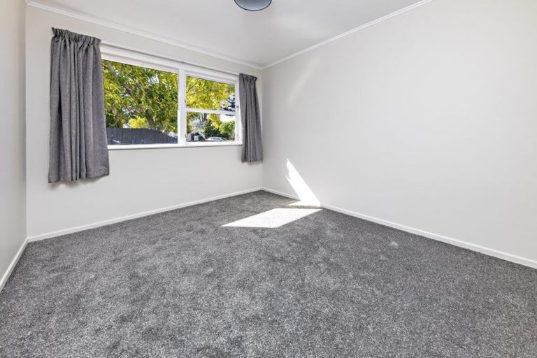 Photo of property in 14 Gainsborough Street, Manurewa, Auckland, 2102