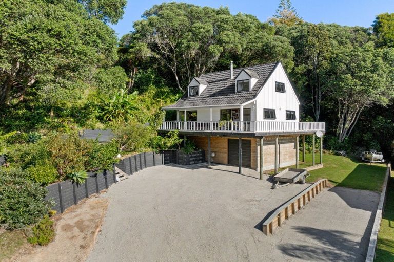 Photo of property in 338 Onemana Drive, Onemana, Whangamata, 3691