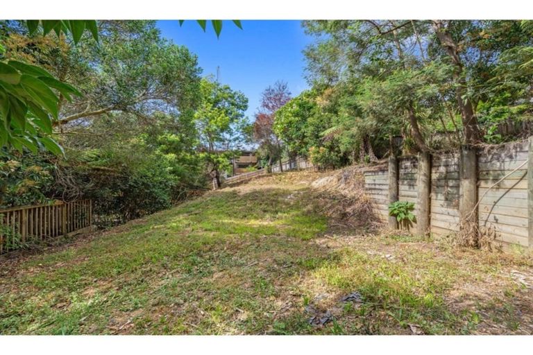 Photo of property in 3/796 Beach Road, Browns Bay, Auckland, 0630