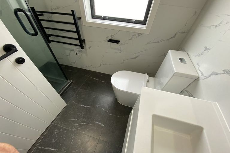 Photo of property in 35e Vincent Street, Howick, Auckland, 2014