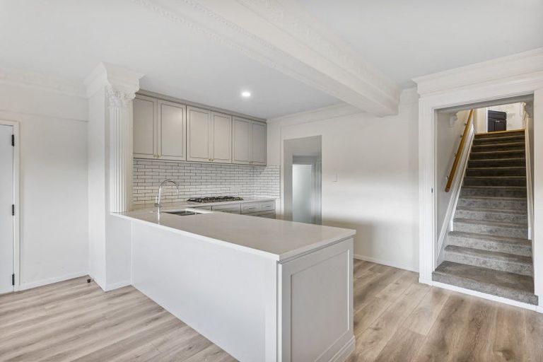 Photo of property in 6 Mahinga Place, Massey, Auckland, 0614