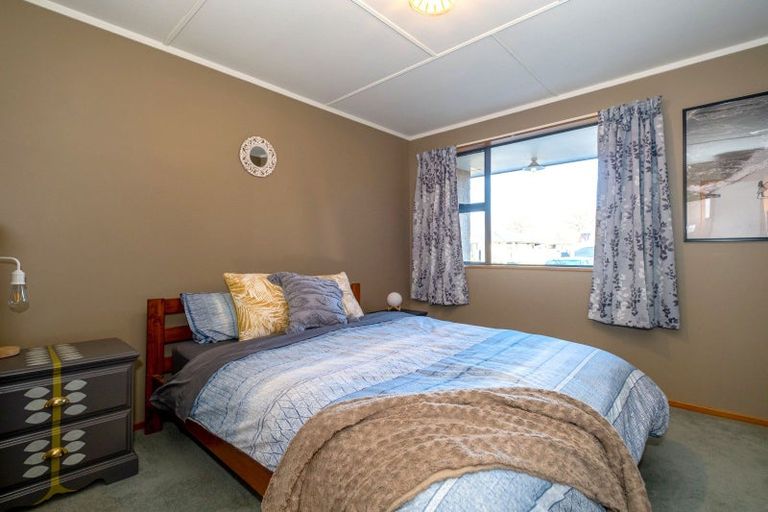 Photo of property in 3 Mckenzie Street, Fairlie, 7925