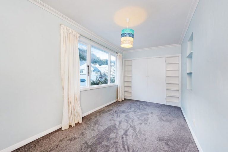Photo of property in 8 Park Street, Thorndon, Wellington, 6011