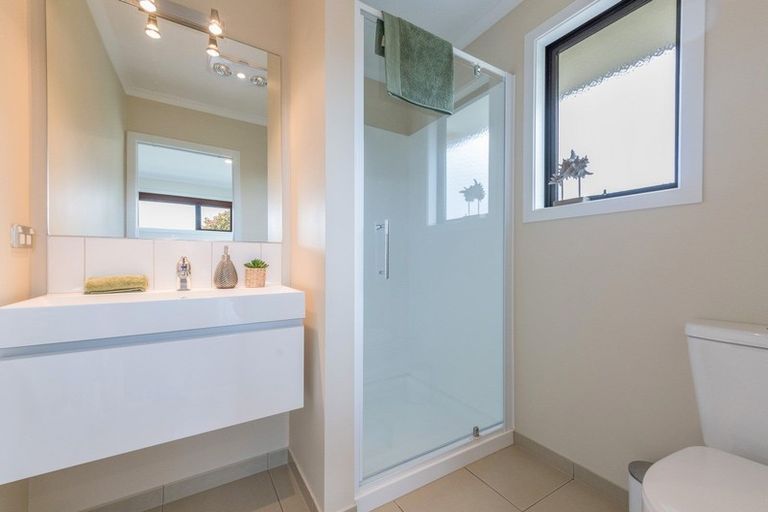 Photo of property in 2 Melfield Place, Richmond, 7020