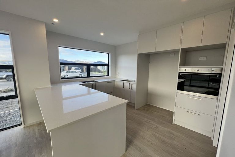 Photo of property in 58 Whitburn Avenue, Halswell, Christchurch, 8025