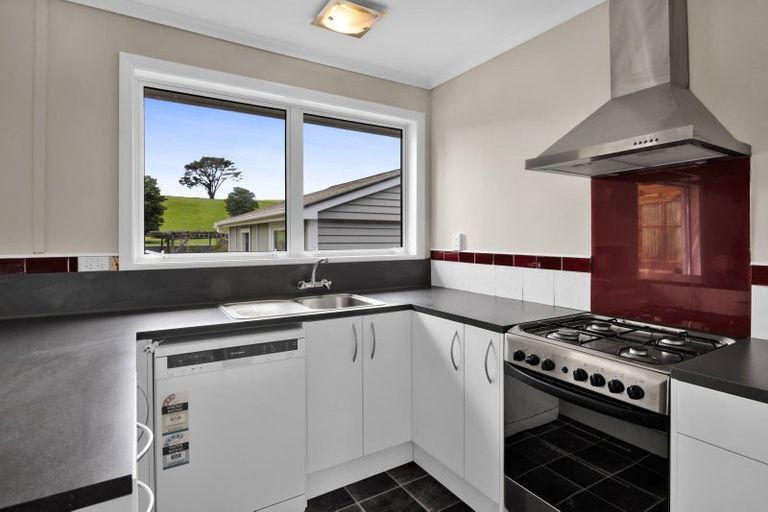 Photo of property in 254 High Street, Eltham, 4322