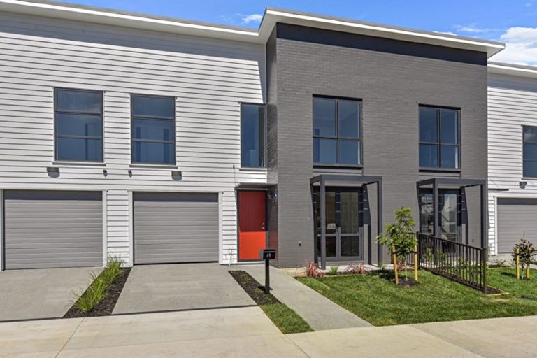 Photo of property in 49 William Wallbank Crescent, Swanson, Auckland, 0614