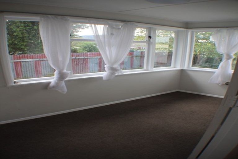 Photo of property in 25 Ngata Grove, Trentham, Upper Hutt, 5018