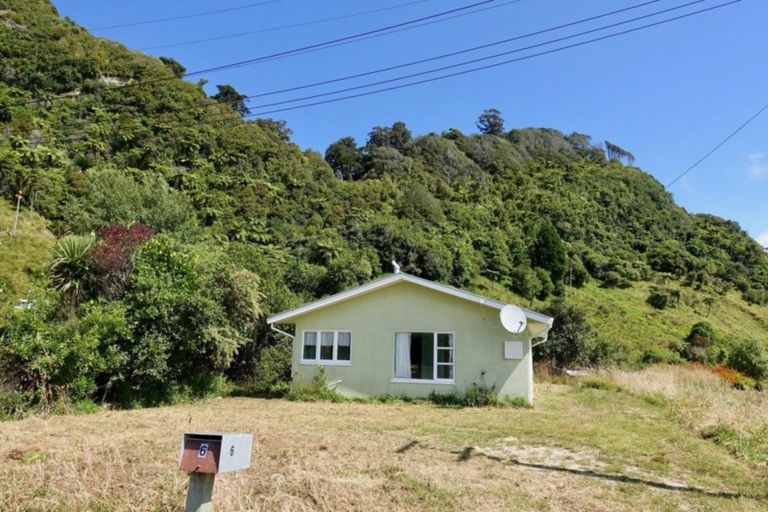 Photo of property in 6 Horncastle Crescent, Little Wanganui, Karamea, 7893